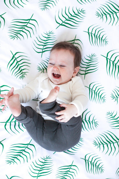 fitted crib sheet - palms