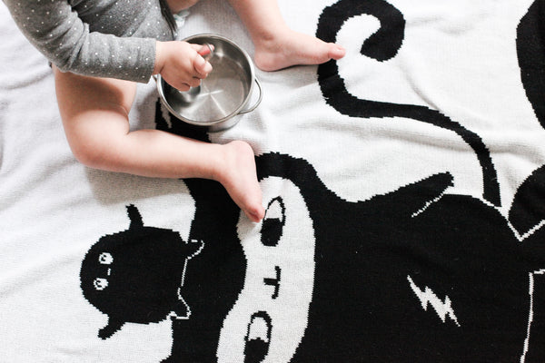 Knitted Blanket - Character Pile