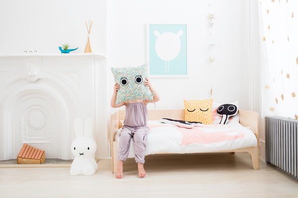 mormor pillow - blommor